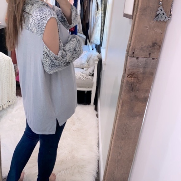 Grey cold shoulder top size 22W/24W - Picture 3 of 5